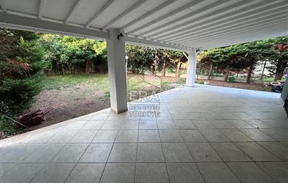 Uskumruköy Arıköy'de Büyük Bahçeli, Bakımlı 4+2 İkiz Villa