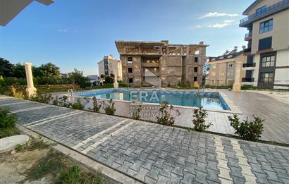 ANTALYA AVSALLAR’DA DENİZ MANZARALI HAVUZLU SATILIK DAİRE
