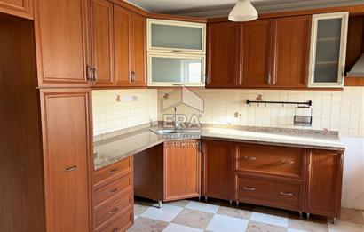 SANATÇILAR SİTESİNDE TERAS KEYİFLİ, 3 KATLI MUHTEŞEM TRİPLEKS