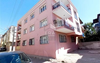 ERA NİVA'DAN BORNOVA ÜMİT MAHALLESİ'NDE SATILIK KOMPLE BİNA