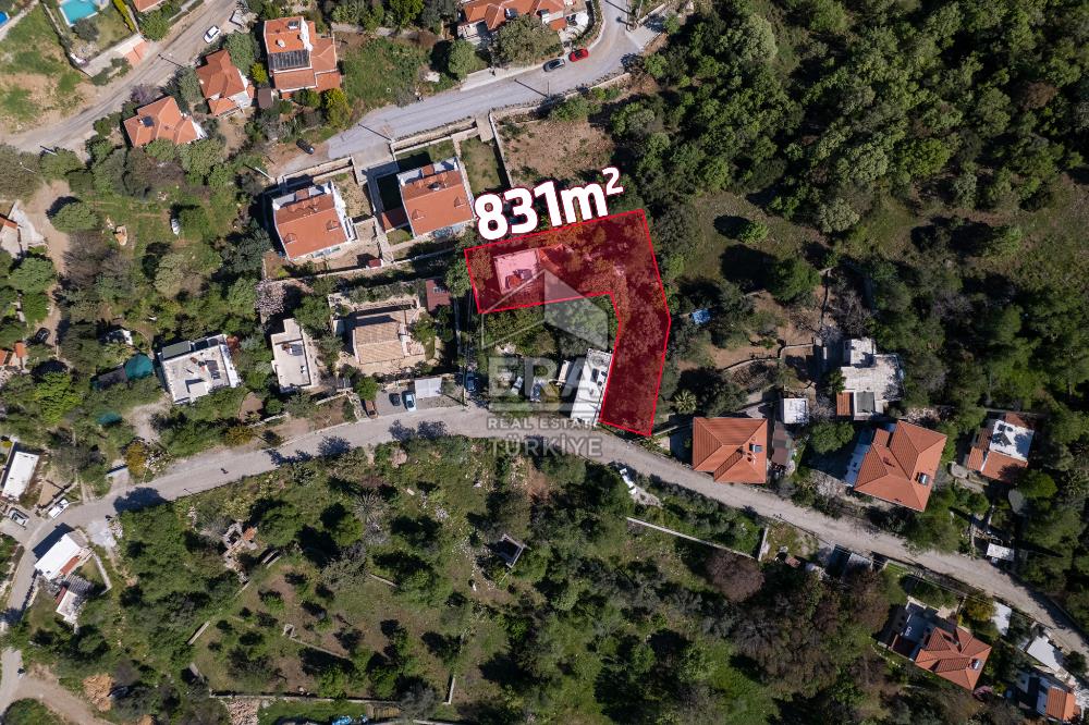 Eski Datça'da Satılık 831m2 Arsa Paylı 140m2 3+1 Müstakil Villa