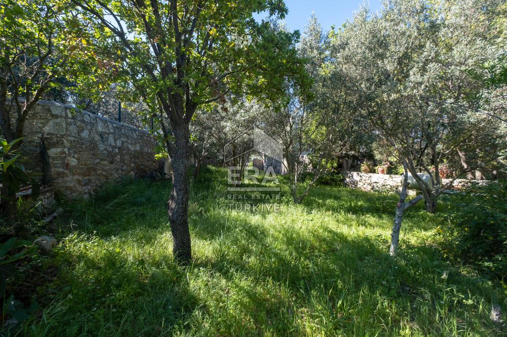Eski Datça'da Satılık 831m2 Arsa Paylı 140m2 3+1 Müstakil Villa
